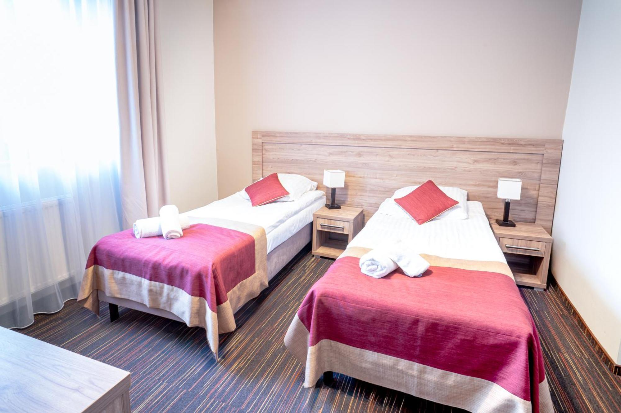 Hotel Osrodek Szkoleniowo-Wypoczynkowy "Lesnik" Ustka Zewnętrze zdjęcie