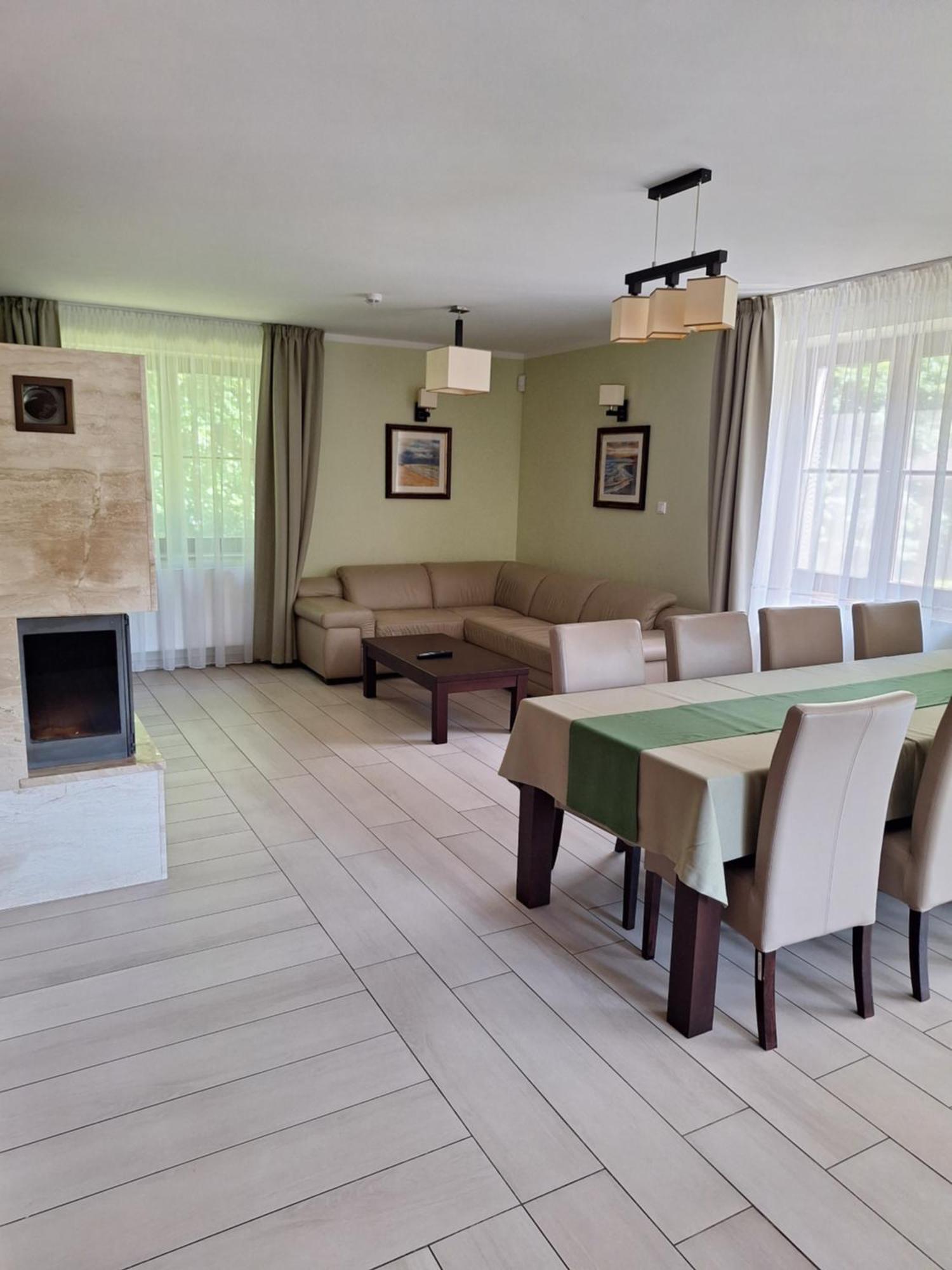 Hotel Osrodek Szkoleniowo-Wypoczynkowy "Lesnik" Ustka Zewnętrze zdjęcie