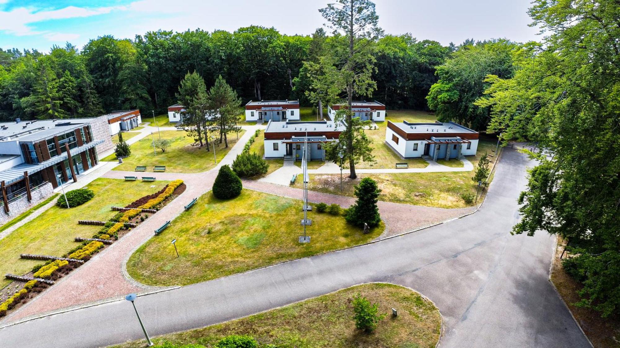 Hotel Osrodek Szkoleniowo-Wypoczynkowy "Lesnik" Ustka Zewnętrze zdjęcie