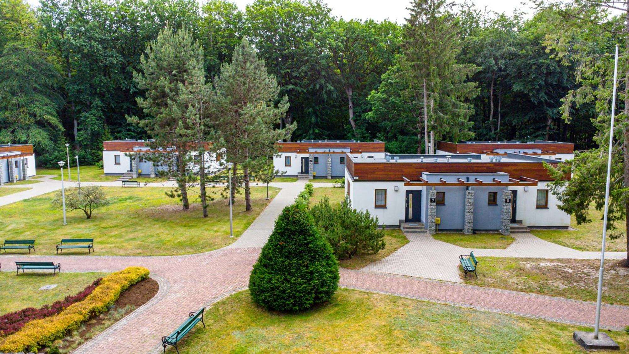 Hotel Osrodek Szkoleniowo-Wypoczynkowy "Lesnik" Ustka Zewnętrze zdjęcie